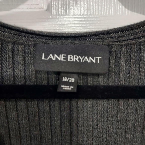 Lane Bryant Heather Gray 3/4 Sleeve Sweater Dress in Size 18/20 - 2X - Picture 2 of 10